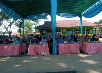 Lepas Kan Murid Nya,Dedy Nurdin Saputra S.Pd, Berpesan Jangan Lupa Kan Sekolah Kita Ini!