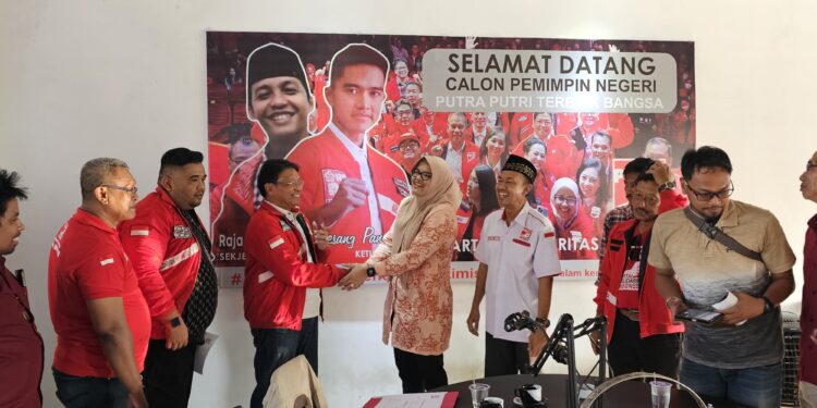 Dapat Sinyal Kuat Dari Kaesang,Bunda Dillah Sambangi DPW PSI Jambi