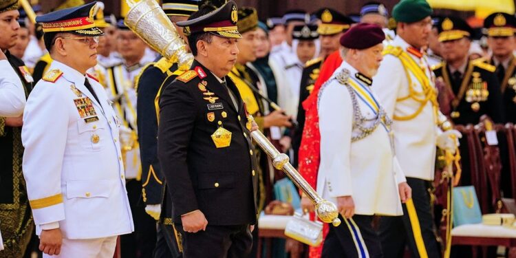 Jendral Polisi Drs,Listyo Sigit Prabowo,Dapat Gelar Panglima Gagah Dari Kerajaan Malaysia