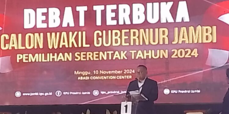 Dalam Debat Cawagub Nomor Urut 01 Sudirman Singung Tentang Tata Kelola Anggaran Yang Di Jalan Kan Petahana Berjalan Kurang Seimbang