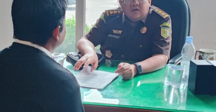 Dian Saputra Datangi Kejati jambi, Tanya kan Laporan Rumah Sakit Nurdin Hamza, Yang Belum Di tindak Lanjut