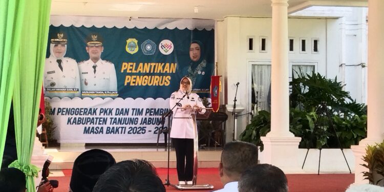 Bupati dan wakil bupati tanjabtimur Lantik TP PKK dan Posyandu,Ini pesan nya!