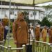 Apel pertama Pasca Lebaran Bupati Hj Dillah Hich, untuk Meningkat kan Kedisplinan Pegawai Negri Sipil di Lingkungan Nya