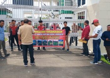 Waduh! Kejari Muaro Jambi Didemo APMJ, Diminta Usut Dugaan Korupsi DD dan Pamsimas Desa Sungai Aur